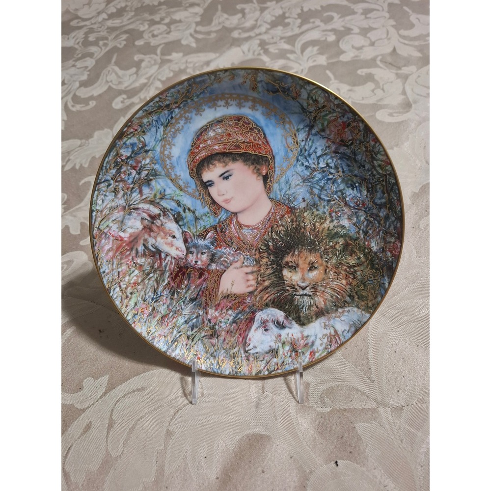 Edna Hibel 1989 Christmas Plate Peaceful Kingdom Edwin M Knowles Limited Edition